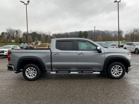 Certified 2024 Chevrolet Silverado 1500 LT AWD/4WD image 9