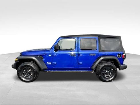 Used 2019 Jeep Wrangler Unlimited Sport AWD/4WD image 3