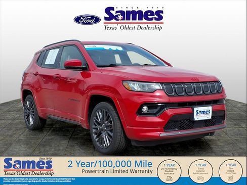 Used 2022 Jeep Compass Limited image 1