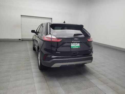 Used 2024 Ford Edge SEL image 5