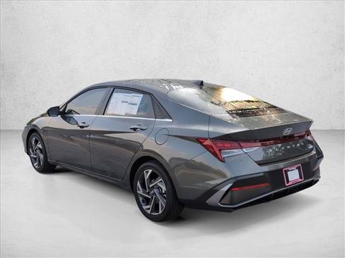 New 2026 Hyundai Elantra Limited FWD image 9