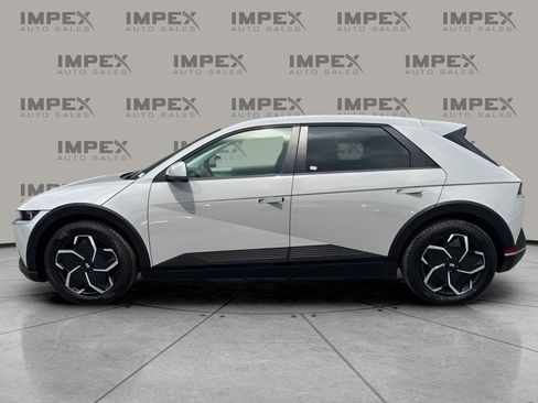 Used 2024 Hyundai Ioniq 5 SEL RWD image 2