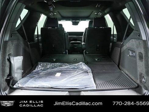 Certified 2026 Cadillac Escalade Luxury AWD/4WD image 30