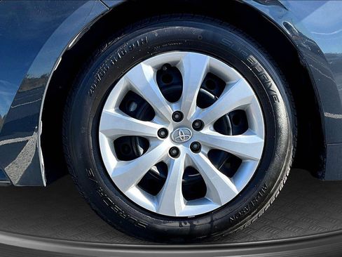 Used 2023 Toyota Corolla LE image 9