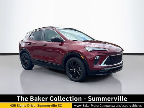 Used 2025 Buick Encore GX Sport Touring w/ Advanced Technology Package FWD image 1