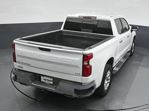 Used 2023 Chevrolet Silverado 1500 LTZ w/ LTZ Convenience Package II AWD/4WD image 38