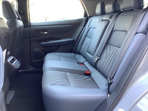 Used 2024 Nissan Ariya AWD image 21