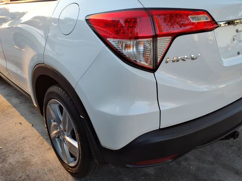 Used 2019 Honda HR-V EX-L image 11