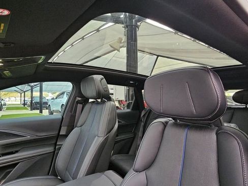 New 2026 Cadillac Lyriq Luxury image 9