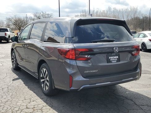 New 2026 Honda Odyssey EX-L image 4