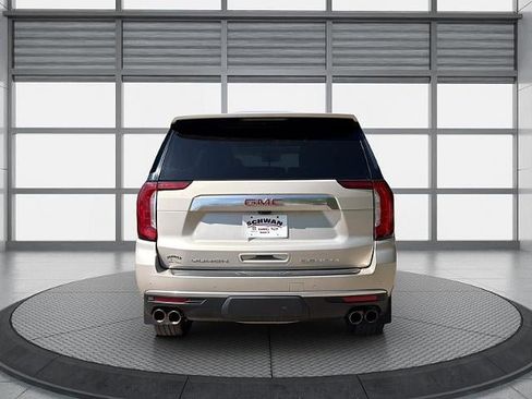 Used 2022 GMC Yukon Denali w/ Denali Premium Package AWD/4WD image 5