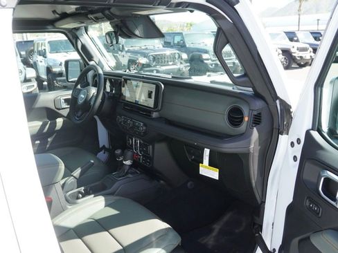 New 2026 Jeep Gladiator Mojave image 20