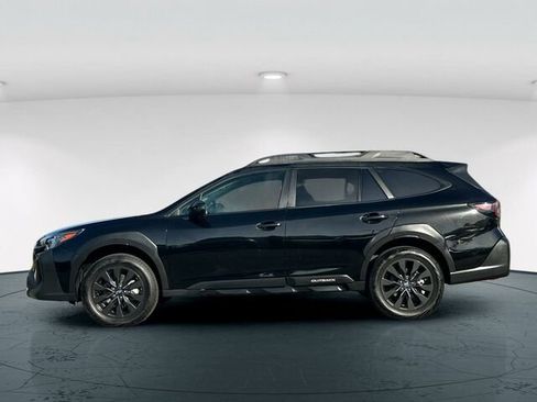 Certified 2024 Subaru Outback Onyx Edition XT image 3