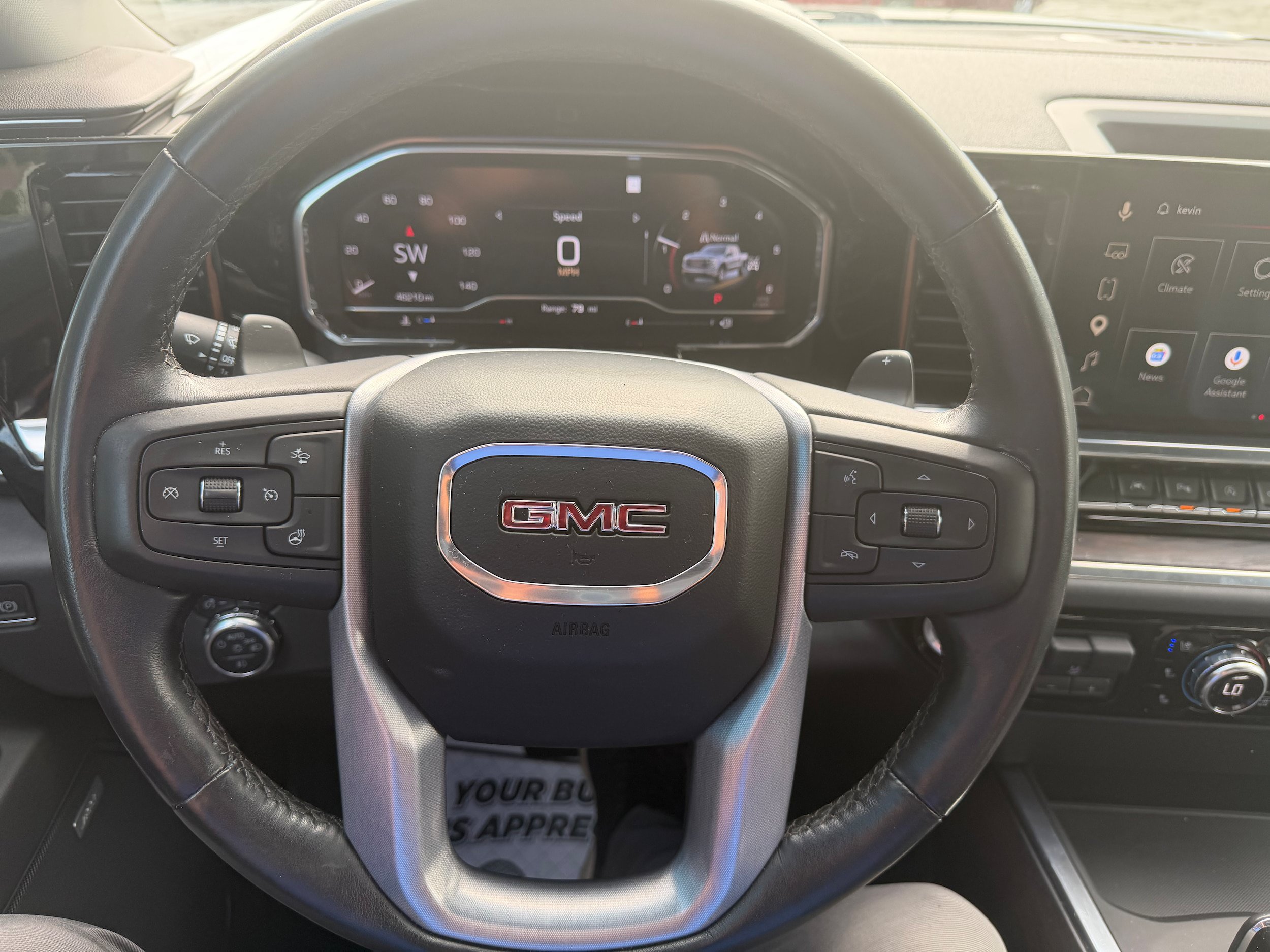 Used 2022 GMC Sierra 1500 SLT w/ SLT Premium Plus Package AWD/4WD image 15