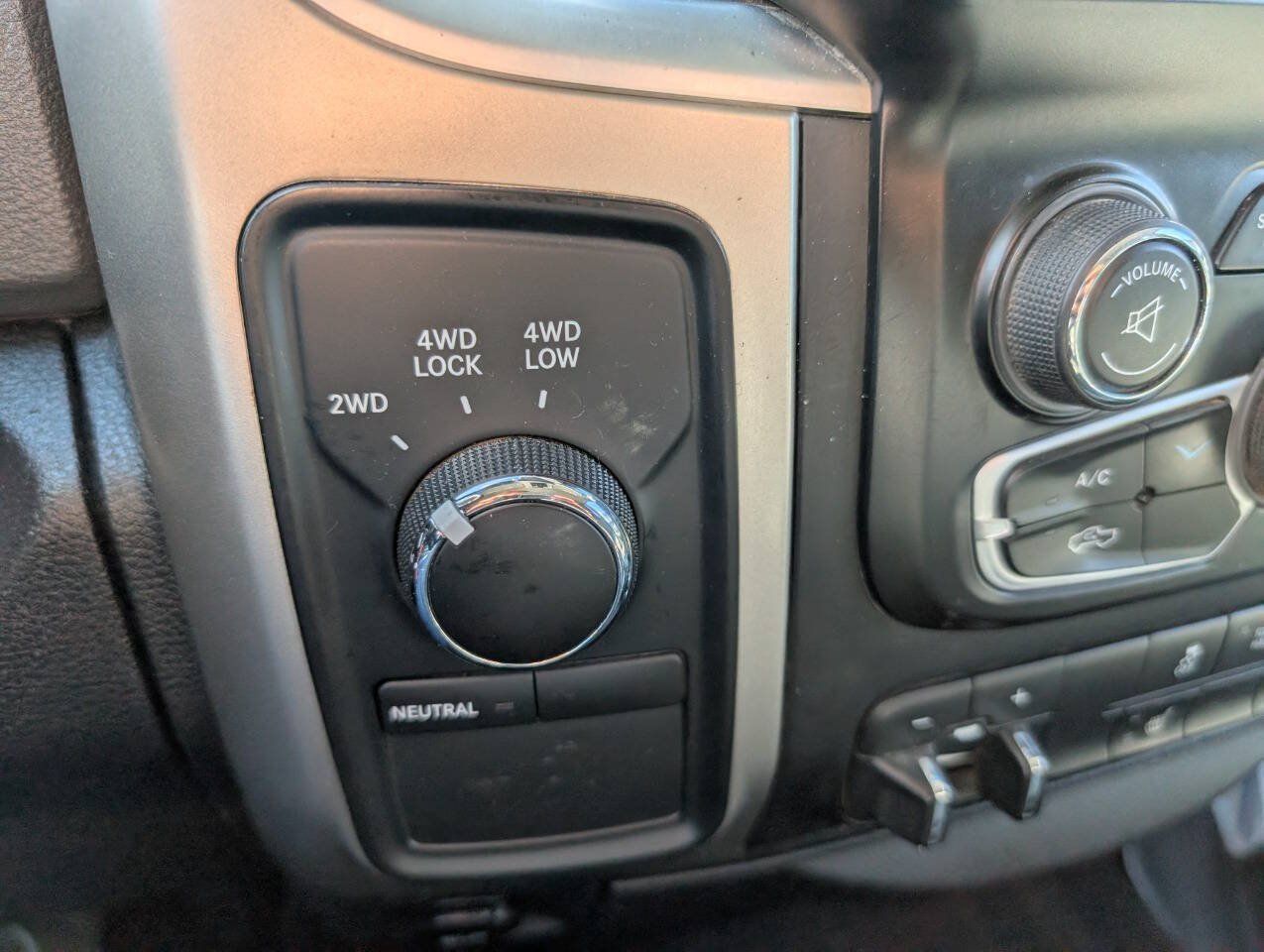Used 2014 RAM 2500 Big Horn AWD/4WD image 23