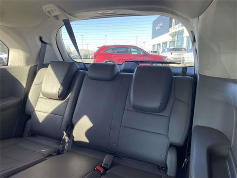 Used 2016 Honda Odyssey EX-L image 25