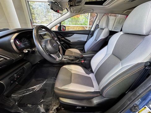 Used 2022 Subaru Crosstrek 2.0i Premium w/ Moonroof Package AWD/4WD image 19