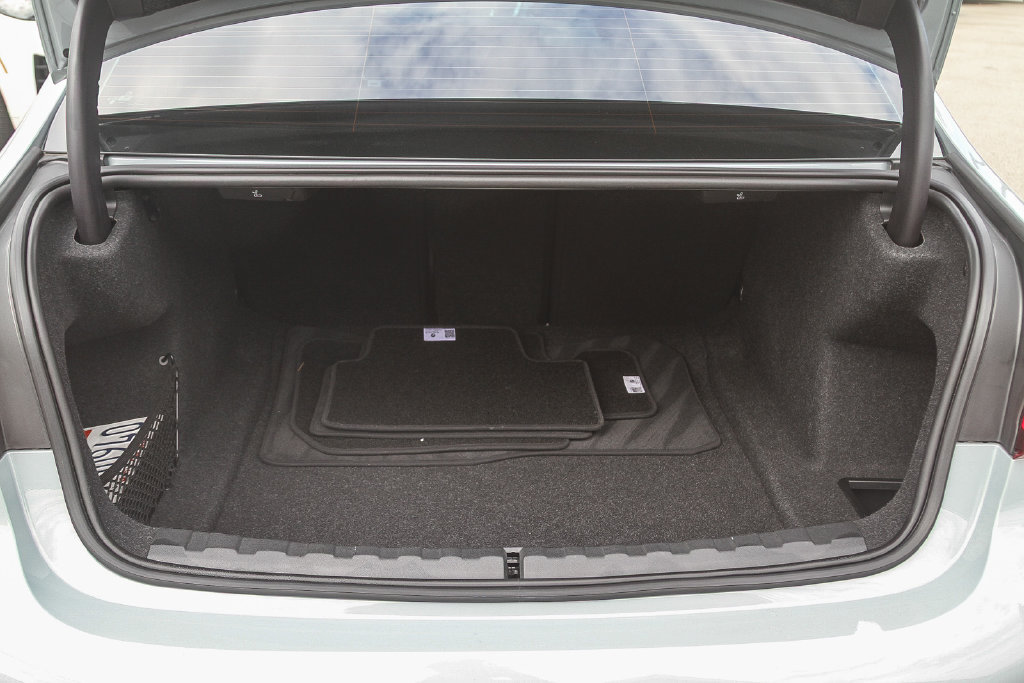 Certified 2023 BMW M340i RWD image 22