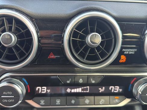 Used 2025 Nissan Sentra SV w/ All-Weather Package FWD image 8