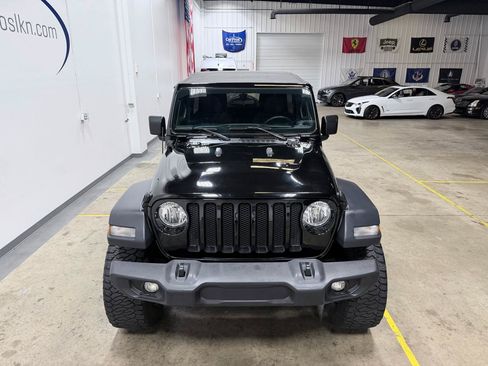 Used 2018 Jeep Wrangler Unlimited Sport AWD/4WD image 2