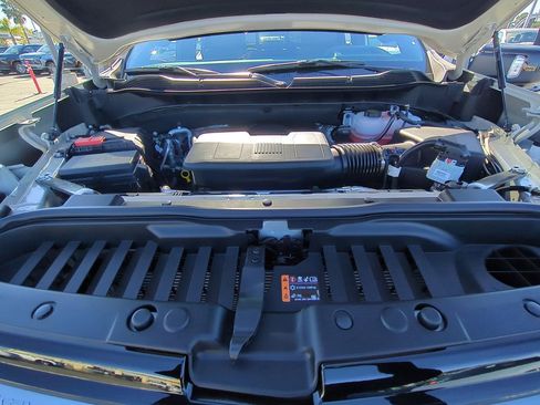 New 2026 Chevrolet Silverado 1500 ZR2 w/ LPO, Dark Essentials Package AWD/4WD image 31