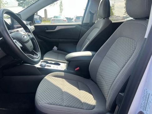 Used 2022 Ford Escape SE w/ Convenience Package AWD/4WD image 16