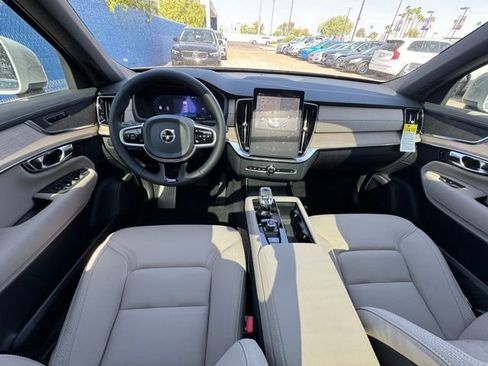 New 2026 Volvo XC90 B6 Plus w/ Protection Package image 23