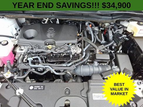 Used 2023 Toyota Sienna XSE image 33