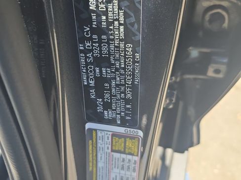 Used 2025 Kia K4 FWD image 28