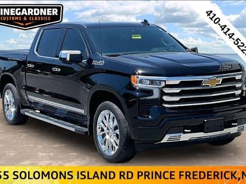 Used 2023 Chevrolet Silverado 1500 High Country w/ High Country Premium Package AWD/4WD image 1