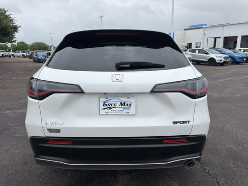 Used 2024 Honda HR-V Sport image 4