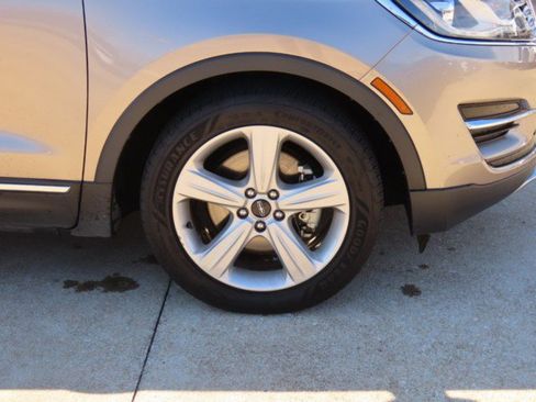 Used 2018 Lincoln MKC Premiere image 7