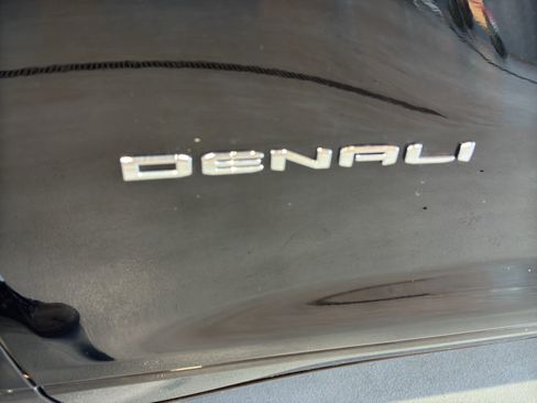 Used 2025 GMC Acadia Denali w/ Super Cruise Package AWD/4WD image 10