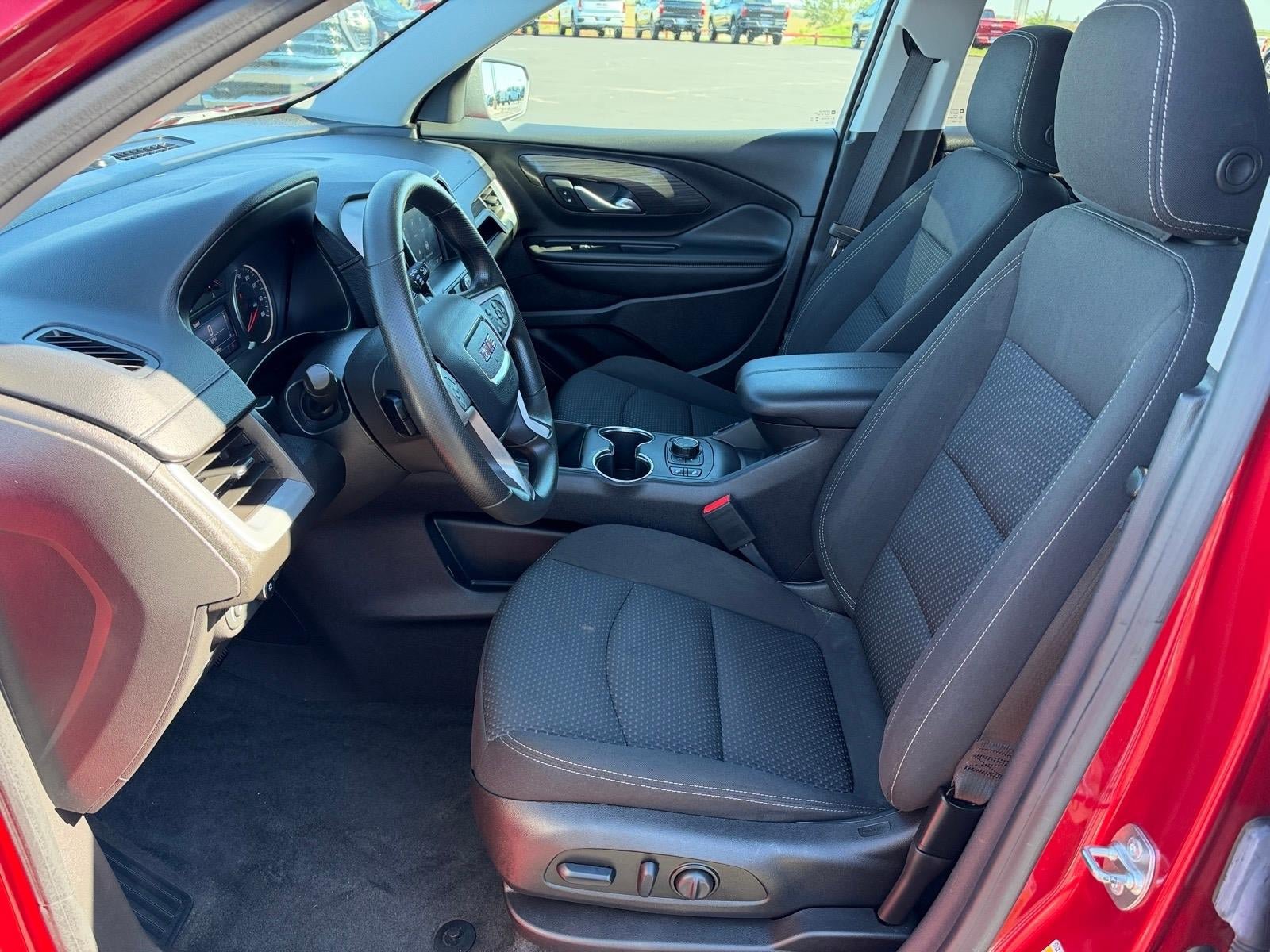 Used 2024 GMC Terrain SLE w/ Driver Convenience Package AWD/4WD image 5