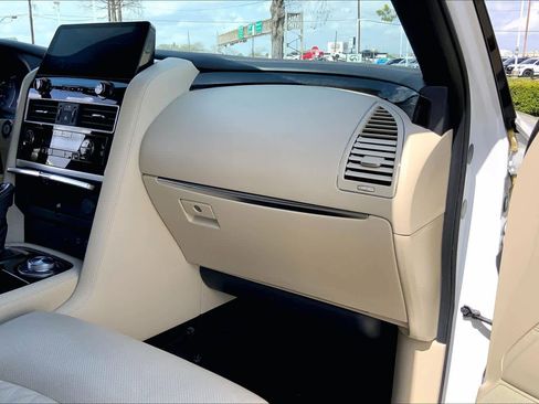 Used 2024 INFINITI QX80 Sensory w/ Cargo Package image 18