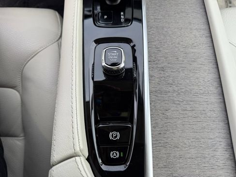 Used 2023 Volvo XC90 B6 Plus w/ Protection Package Premier AWD/4WD image 20
