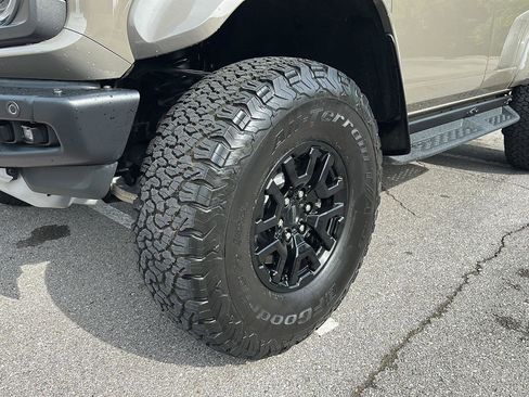 Used 2025 Ford Bronco Raptor AWD/4WD image 9