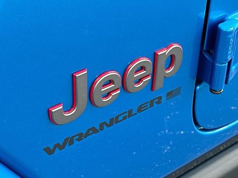 New 2025 Jeep Wrangler Rubicon image 19