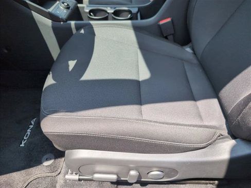 Certified 2024 Hyundai Kona SEL FWD image 11
