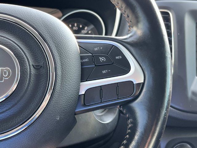 Used 2020 Jeep Compass Latitude FWD image 29