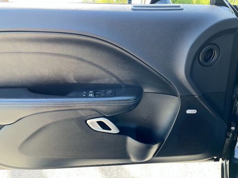 Used 2017 Dodge Challenger R/T Scat Pack w/ Dynamics Package image 6