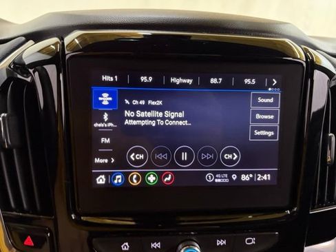 Used 2022 Chevrolet Traverse LT w/ Midnight/Sport Edition AWD/4WD image 47