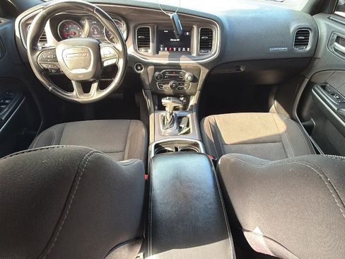Used 2019 Dodge Charger SXT RWD image 28