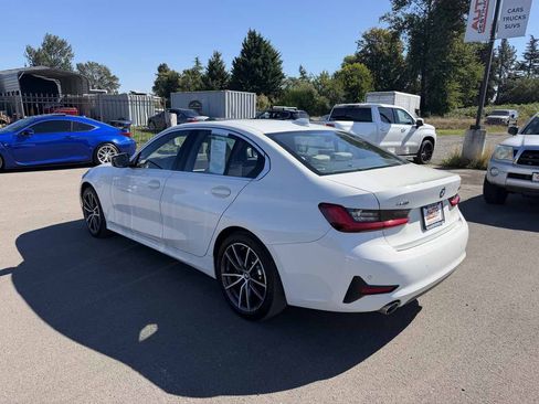 Used 2019 BMW 330i xDrive Sedan AWD/4WD image 6