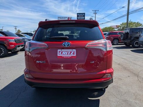 Used 2017 Toyota RAV4 LE FWD image 6
