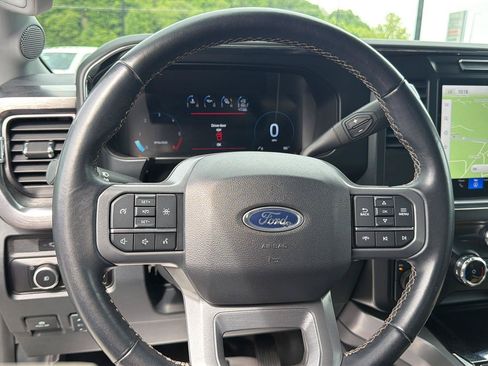 Used 2023 Ford F550 4x4 SuperCab Super Duty image 17