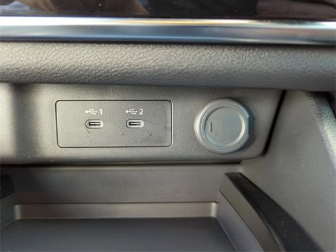 Certified 2025 Nissan Rogue S image 31