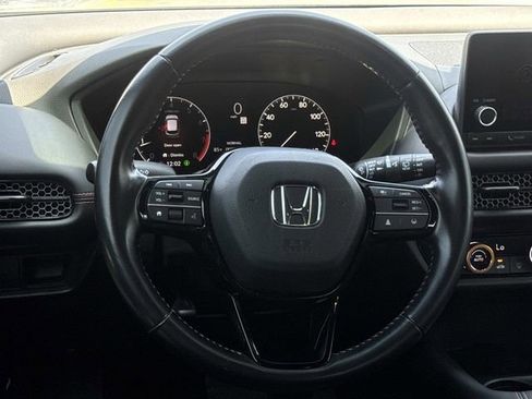 Used 2025 Honda HR-V Sport image 7