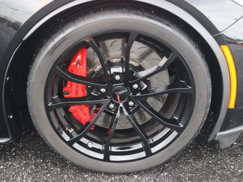 Used 2018 Chevrolet Corvette Grand Sport image 38