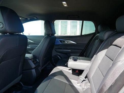 Used 2026 Chevrolet Equinox EV LT AWD/4WD image 8